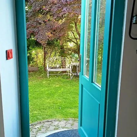 Tutto Little House شقة